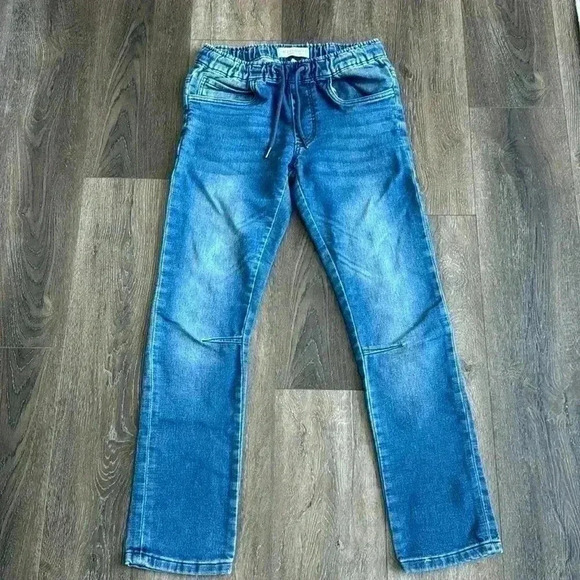 Free Planet pull on jeans.  Women’s size 28x30. - Picture 1 of 4
